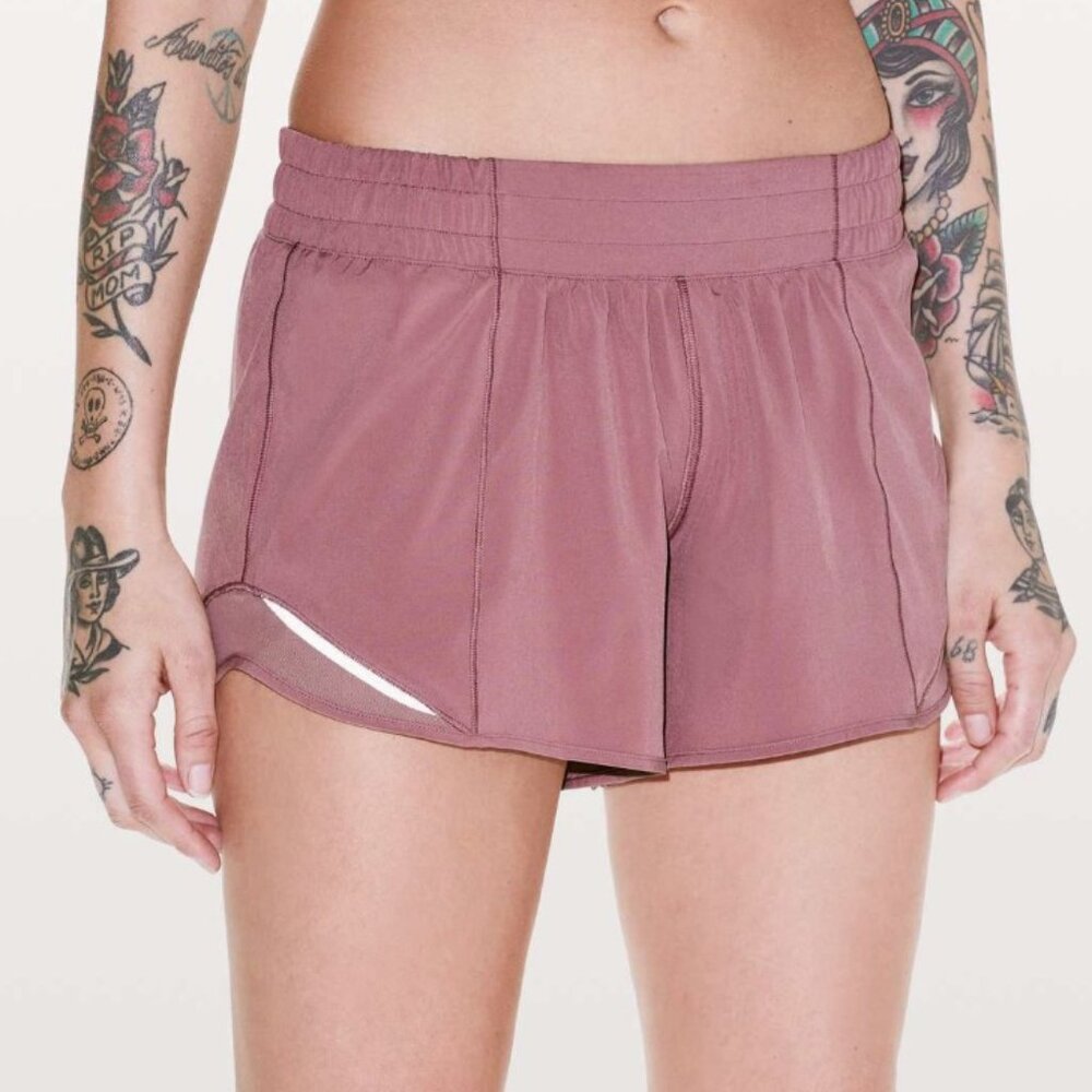 Lululemon Women's Hotty Hot Short II, Long 4", Spanish Rose, size 4 NWOT